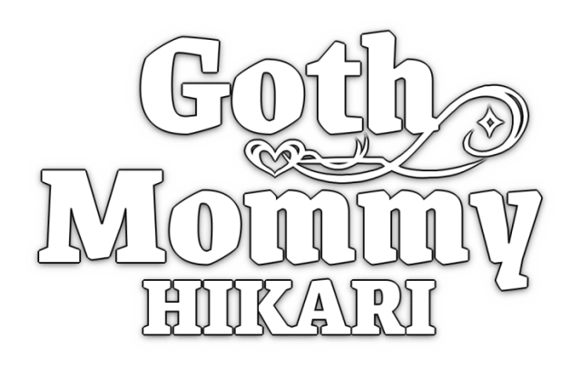 Логотип Goth Mommy Hikari